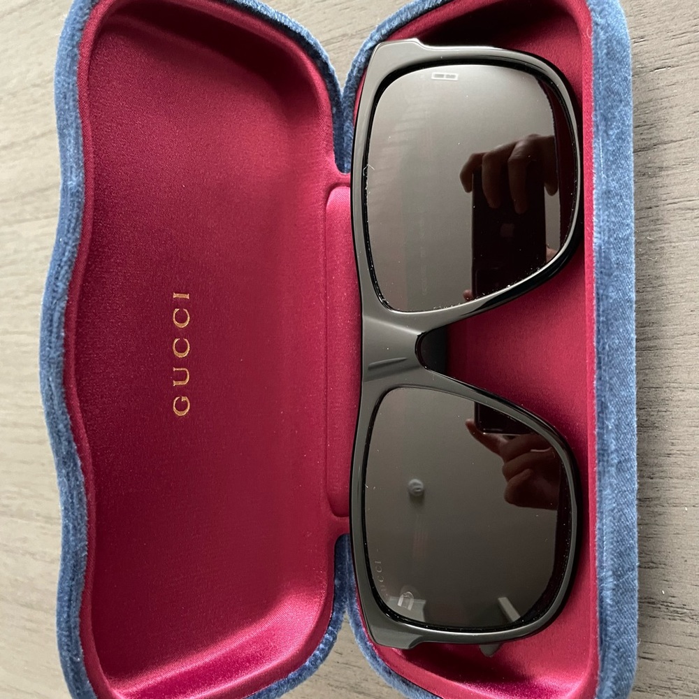 Gucci Men’s Sunglasses GG0010S